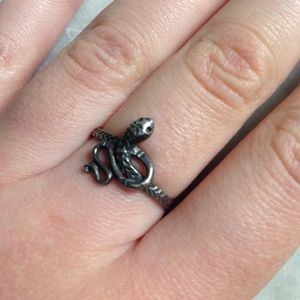 Sterling silver snake ring